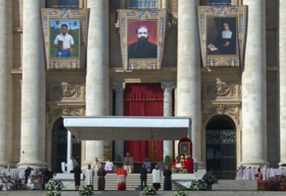 Церемония канонизации убитого во время Геноцида армян архиепископа Игнатия Малояна и еще 6 блаженных проходит в Ватикане (ВИДЕО)