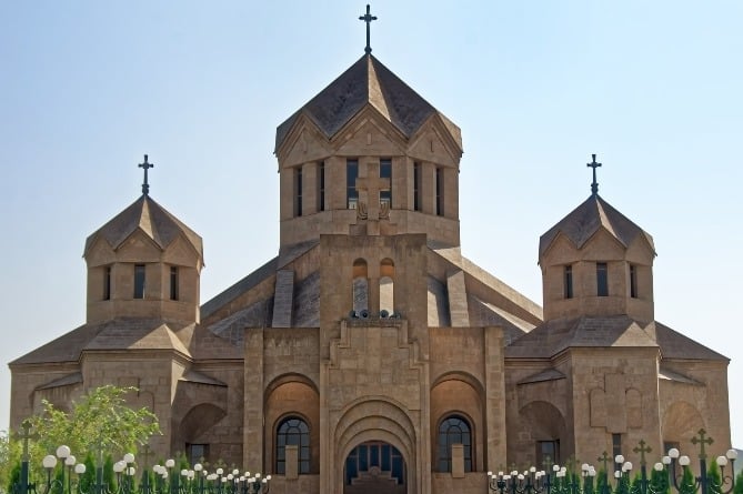 Ելնելով ստեղծված իրավիճակից‚ հորդորում ենք գնալ Մայր Աթոռ և նեցուկ լինել Մայր Եկեղեցուն․ Երևանի Սբ. Գրիգոր Լուսավորիչ Մայր Եկեղեցի Ելնելով ստեղծված իրավիճակից‚ հորդորում ենք գնալ Մայր Աթոռ և նեցուկ լինել Մայր Եկեղեցուն․ Երևանի Սբ. Գրիգոր Լուսավորիչ Մայր Եկեղեցի
