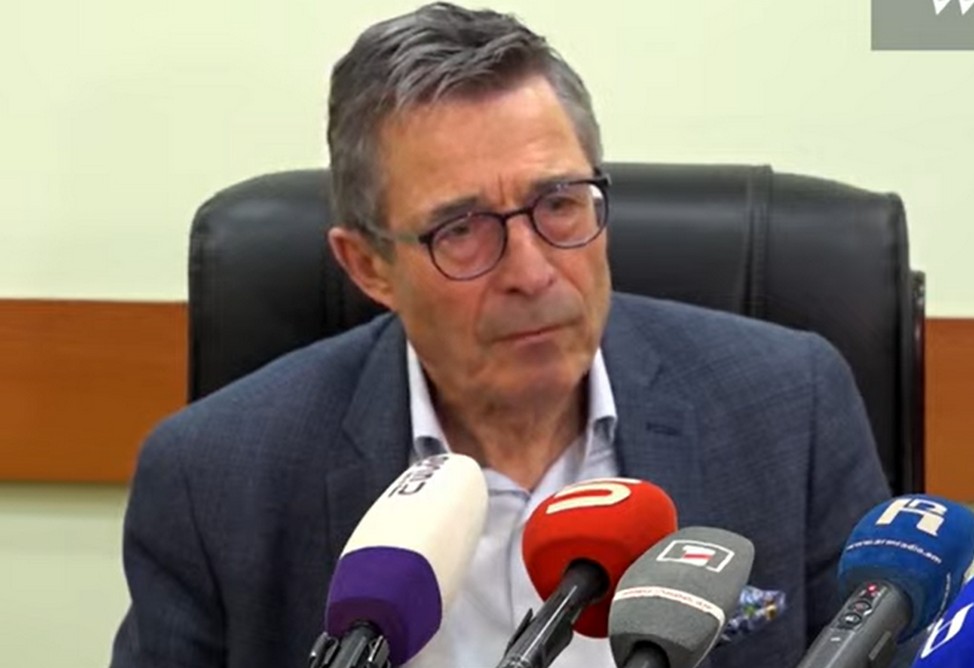 Бывший генсек НАТО: "Мяч на стороне Азербайджана, он должен как можно скорее подписать мирный договор с Арменией" Бывший генсек НАТО: "Мяч на стороне Азербайджана, он должен как можно скорее подписать мирный договор с Арменией"