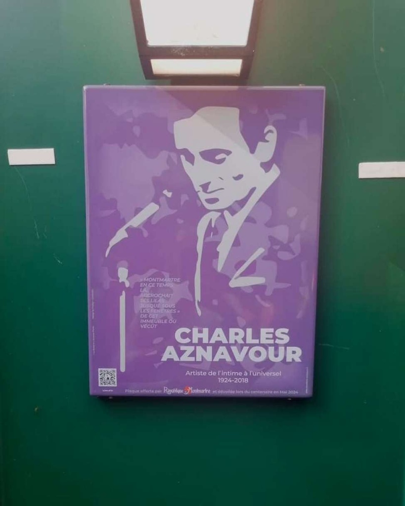 Азнавур мемориальная доска Азнавур мемориальная доска