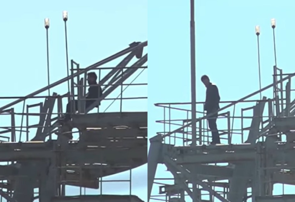 Мужчина забрался на верхушку прожекторной вышки в Ереване