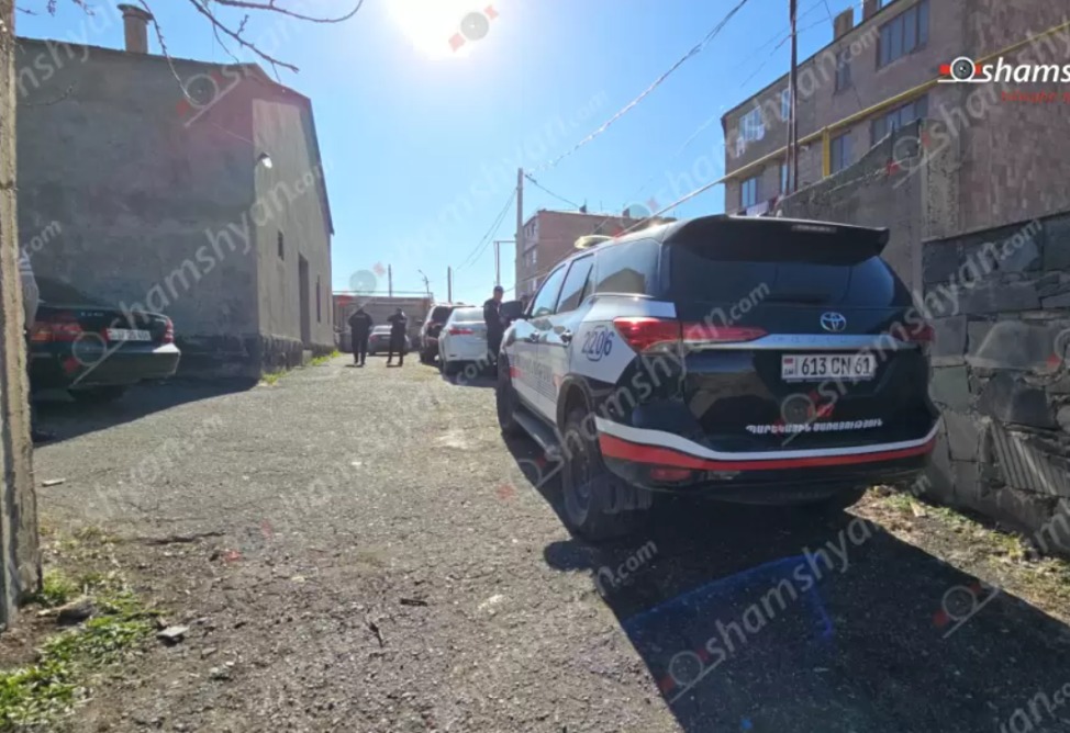 Ողբերգական դեպք՝ Կոտայքի մարզում․ տներից մեկում հայտնաբերվել է Հնդկաստանի քաղաքացու դի Ողբերգական դեպք՝ Կոտայքի մարզում․ տներից մեկում հայտնաբերվել է Հնդկաստանի քաղաքացու դի