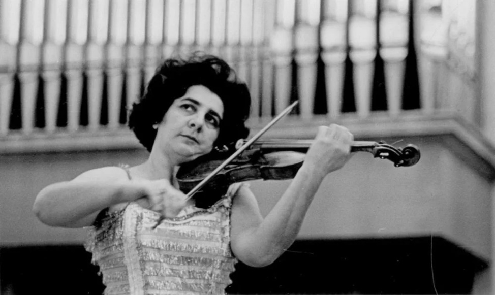 Annahit Tsitsikyan.jpg