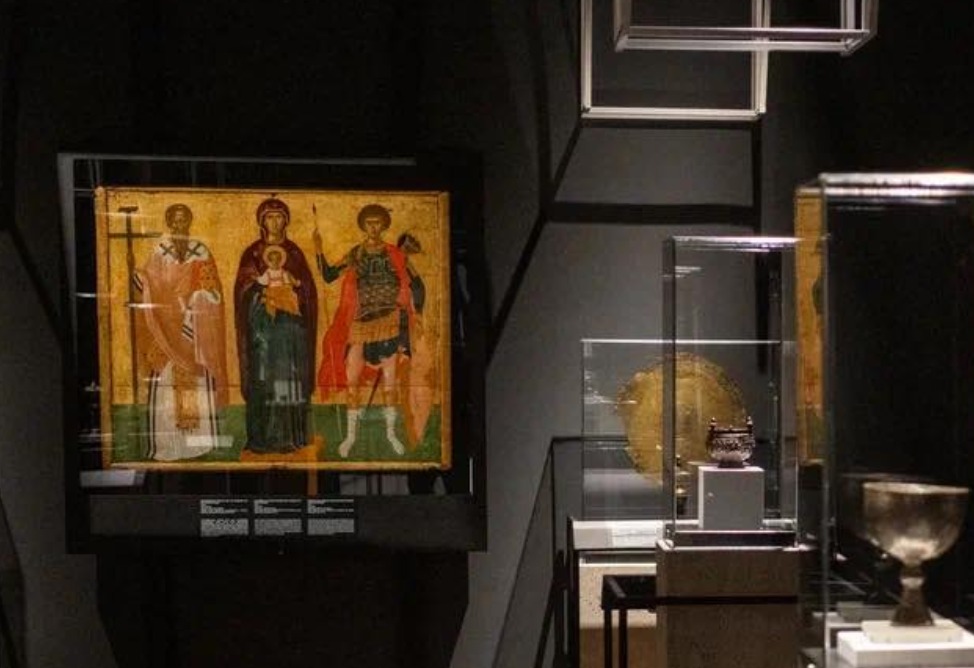 «Սրբազան երկխոսություն․ Լուվրից Հայաստանի պատմության թանգարան»․ համաշխարհային մշակույթի գլուխգործոցները ցուցադրվում են Երևանում (ՖՈՏՈ) 