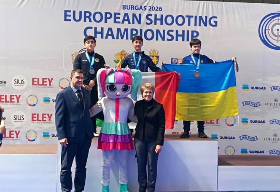 Айк Саркисян стал серебряным призером ЧЕ по стрельбе среди юниоров