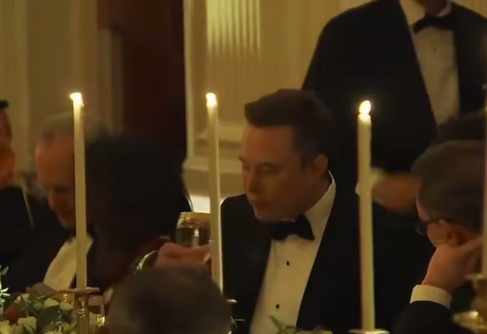 Ռոնալդուն, Amazon-ի հիմնադիր Բեզոսը և Մասկը մասնակցել են Սպիտակ տանը կազմակերպված ընթրիքին (ՎԻԴԵՈ)