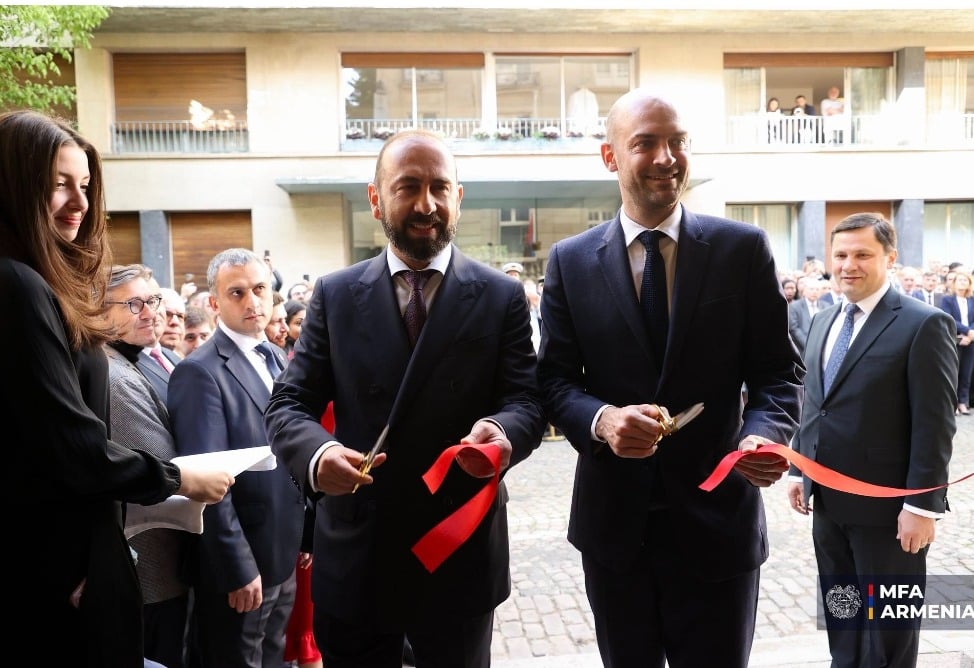 Փարիզում տեղի է ունեցել Ֆրանսիայում ՀՀ դեսպանության նոր շենքի բացման հանդիսավոր արարողությունը