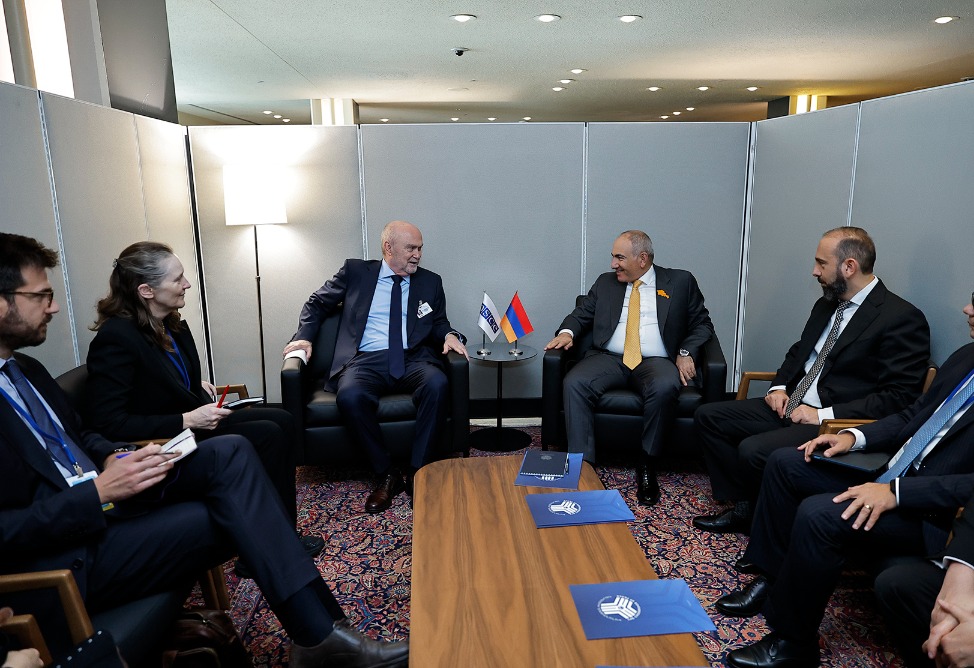 Փաշինյանը ԵԱՀԿ գլխավոր քարտուղարի հետ քննարկել է տարածաշրջանային անվտանգության ապահովմանն առնչվող հարցեր
