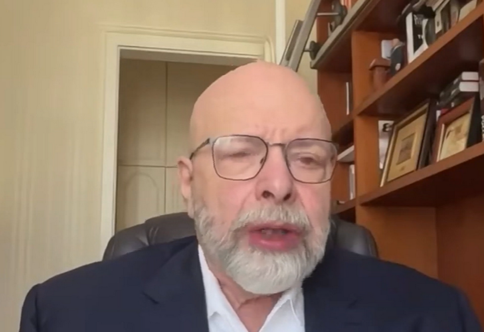 Политолог Саймс не считает, что проект дороги через Сюникскую область Армении задумывался как антироссийский 
