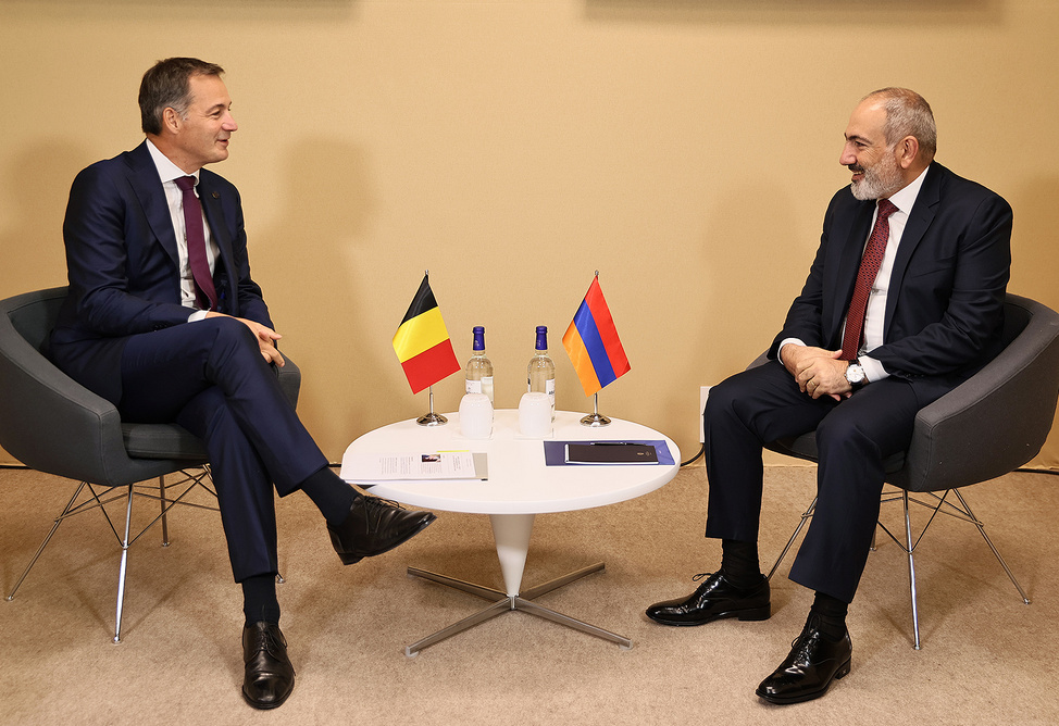 Пашинян назвал неприемлемой агрессивную риторику Азербайджана в адрес Армении 