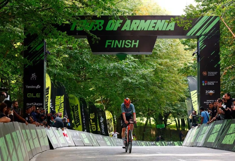 Tour of Armenia финиширует сегодня в Ереване: какие ограничения действуют в городе
