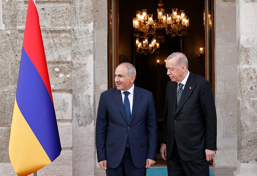 Փաշինյանն ու Էրդողանը քննարկել են Հայաստան-Ադրբեջան խաղաղության գործընթացն ու «Խաղաղության խաչմերուկ» նախագիծը