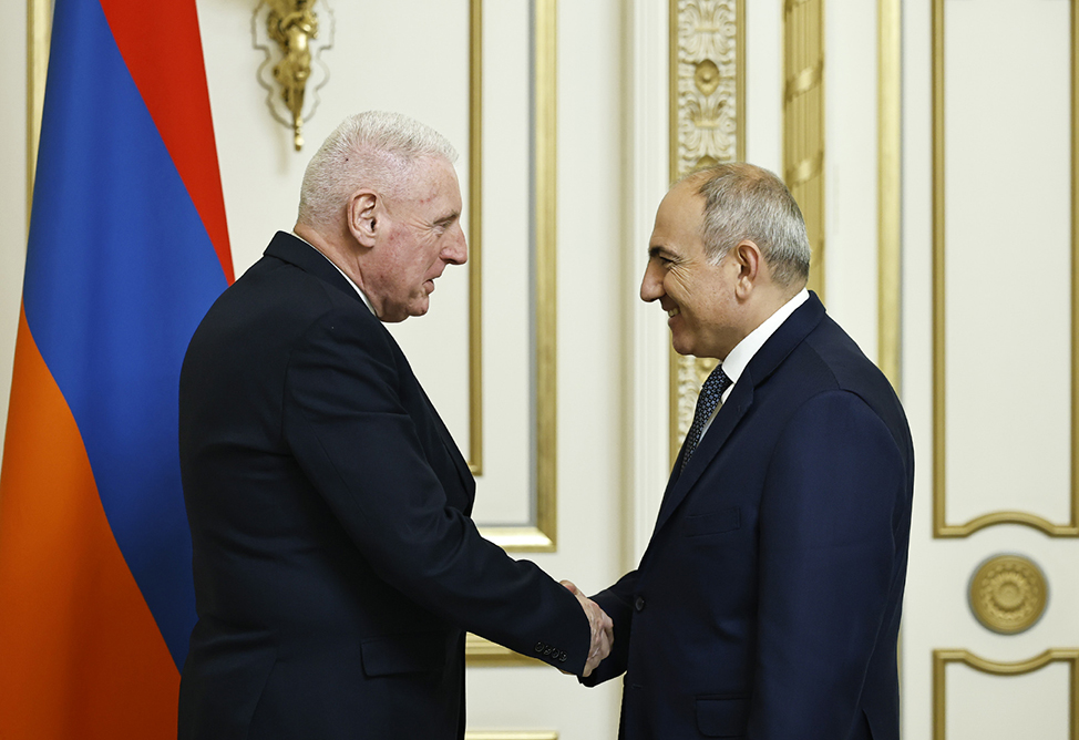 Армения и Великобритания обсуждают реализацию проектов в сфере военного образования и кибербезопасности