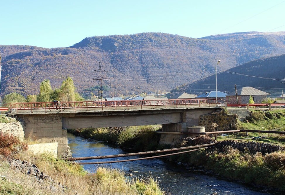 Արտառոց դեպք՝ Կոտայքում․ նախօրեից փրկարարներն ու ոստիկանները փնտրում են 2–ամյա տղա երեխային Արտառոց դեպք՝ Կոտայքում․ նախօրեից փրկարարներն ու ոստիկանները փնտրում են 2–ամյա տղա երեխային
