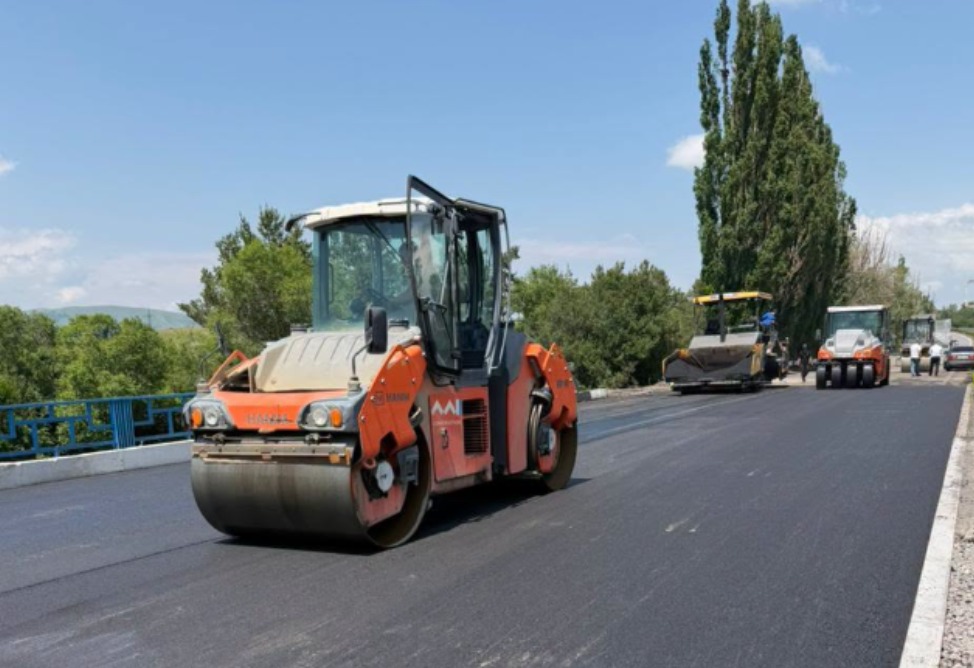 Չարենցավանի հատվածում կայծակից վնասված կամրջի վերականգնումն ավարտական փուլում է 