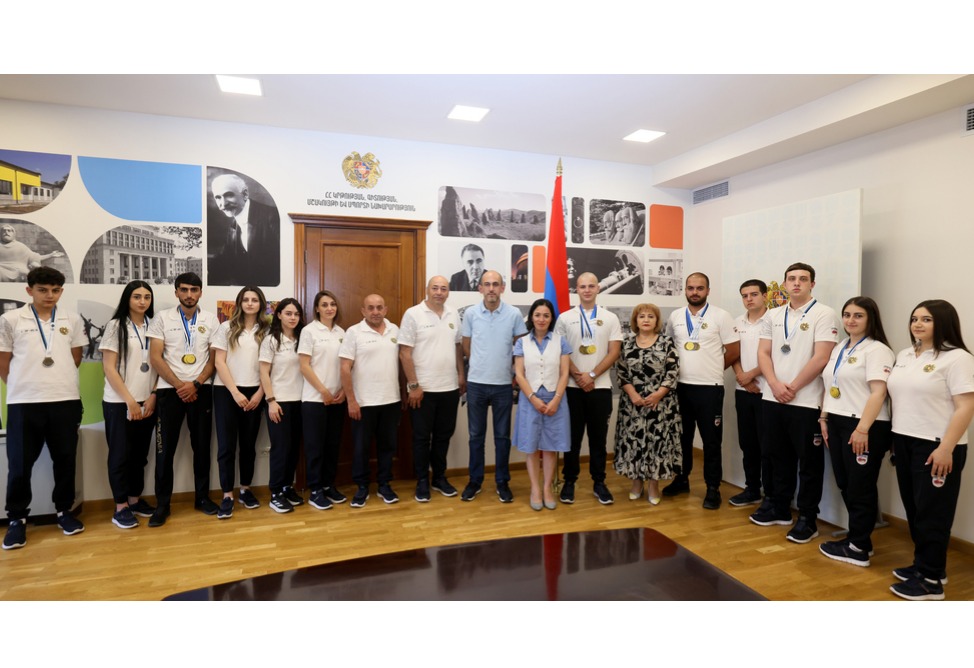 Պատմական 9 մեդալ․ Ժաննա Անդրեասյանն ընդունել է հրաձգության աշխարհի առաջնության չեմպիոններին ու մրցանակակիրներին