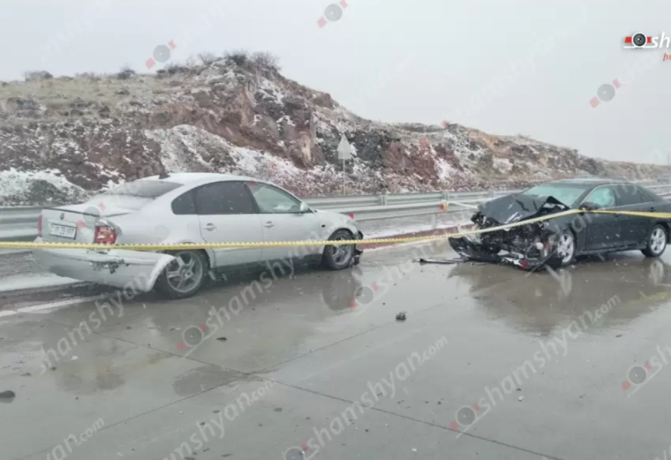 Հինգ մարդ է վիրավորվել Երևան–Գյումրի ճանապարհին գրանցված ավտովթարի հետևանքով