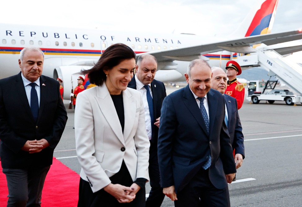 Փաշինյանն աշխատանքային այցով ժամանել է Վրաստան  