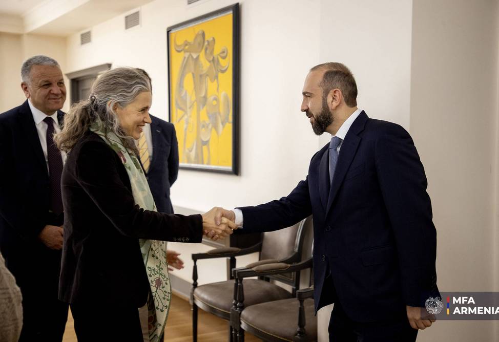 Мирзоян и Гроно обсудили действия по укреплению сотрудничества Армения-ЕС