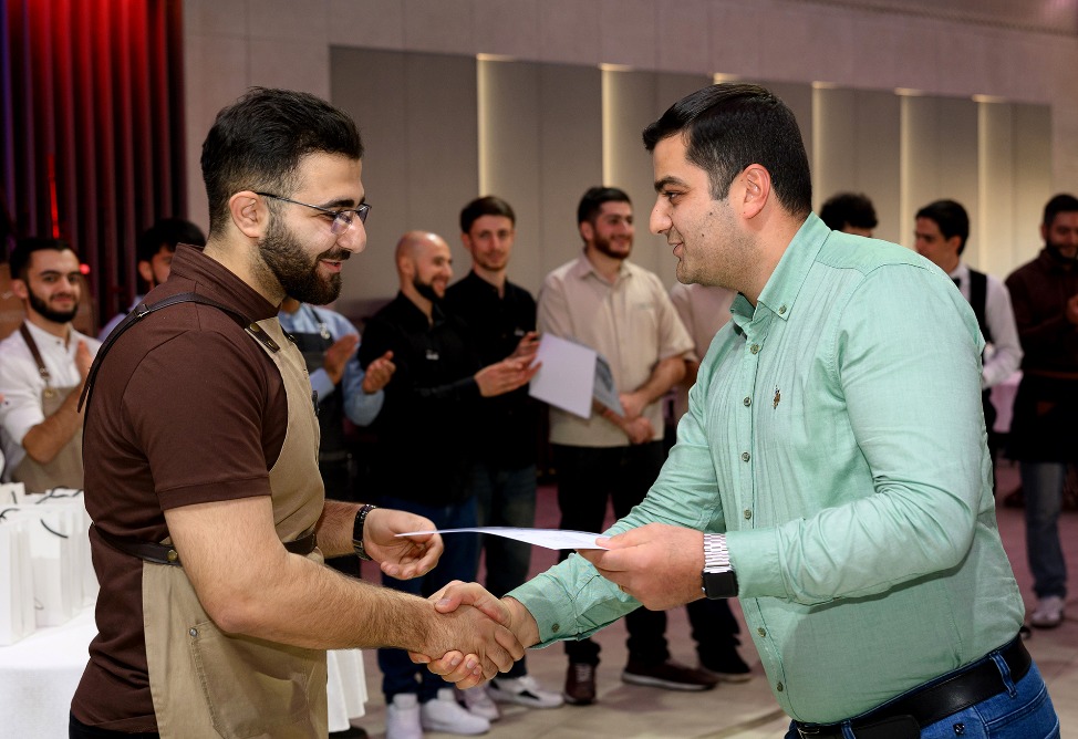 Еремян Еремян