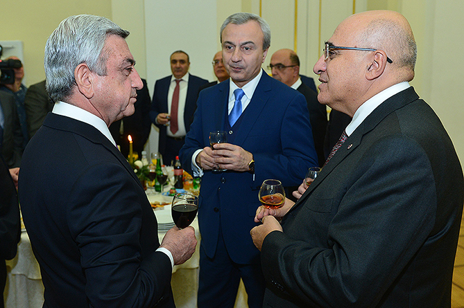 президент Армении Серж Саргсян, встреча с бизнесменами