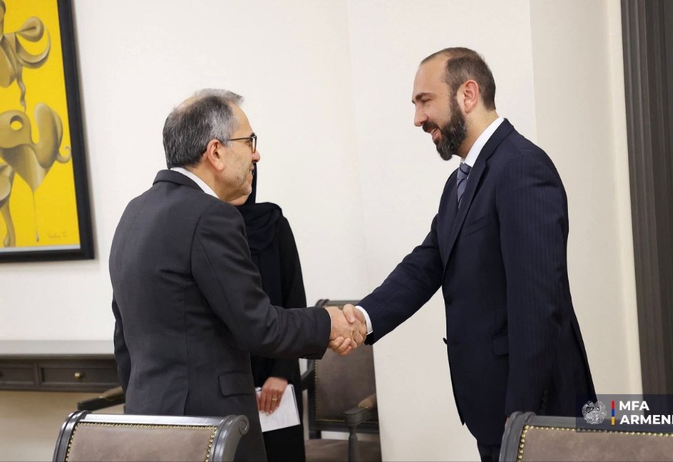 Միրզոյանն ու Իրանի ԱԳ նախարարի տեղակալը քննարկել են երկկողմ հարաբերությունները ռազմավարական մակարդակի բարձրացնելուն ուղղված հարցեր