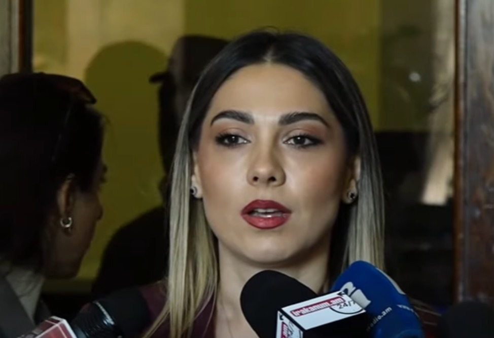 Քաղաքական դեմքերն ազատ են անել հայտարարություններ․ Գալյանը՝ սեպտեմբերին հնարավոր պատերազմի մասին Քաղաքական դեմքերն ազատ են անել հայտարարություններ․ Գալյանը՝ սեպտեմբերին հնարավոր պատերազմի մասին