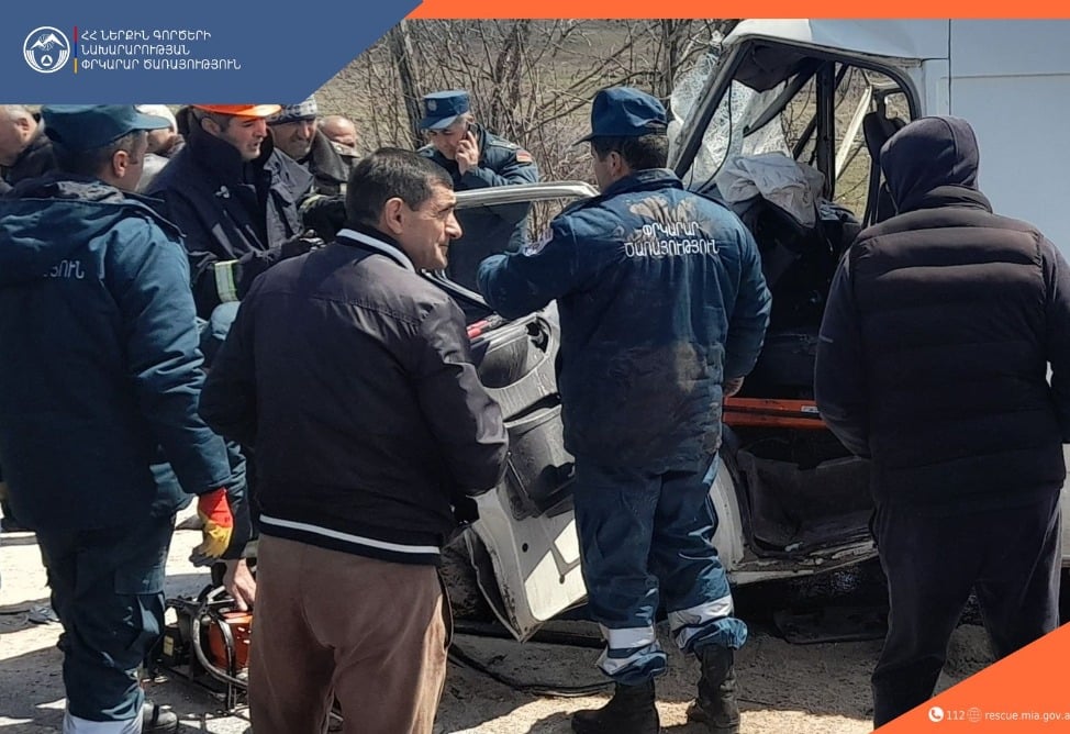 Ավտովթար՝ Երևան-Սևան ավտոճանապարհին. վարորդն արգելափակվել էր մեքենայում