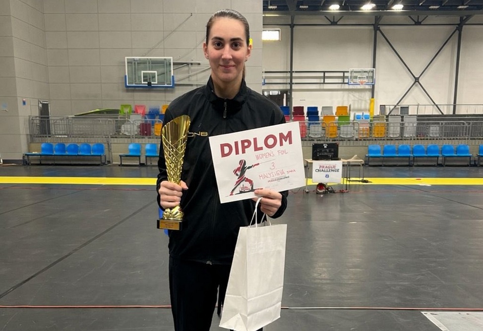 Армянская рапиристка завоевала бронзу чемпионата Европы в Праге 