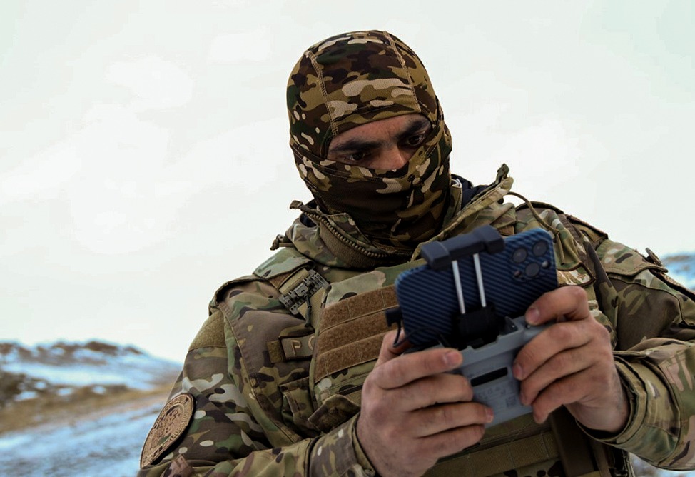 преступники