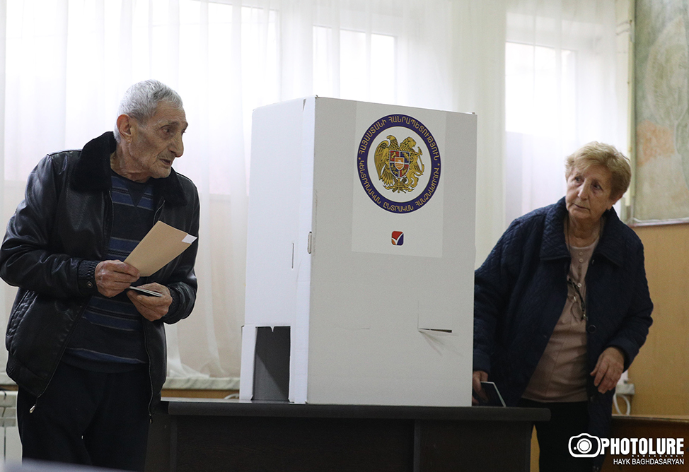 Явка на выборах в Вагаршапате составила 45.12%