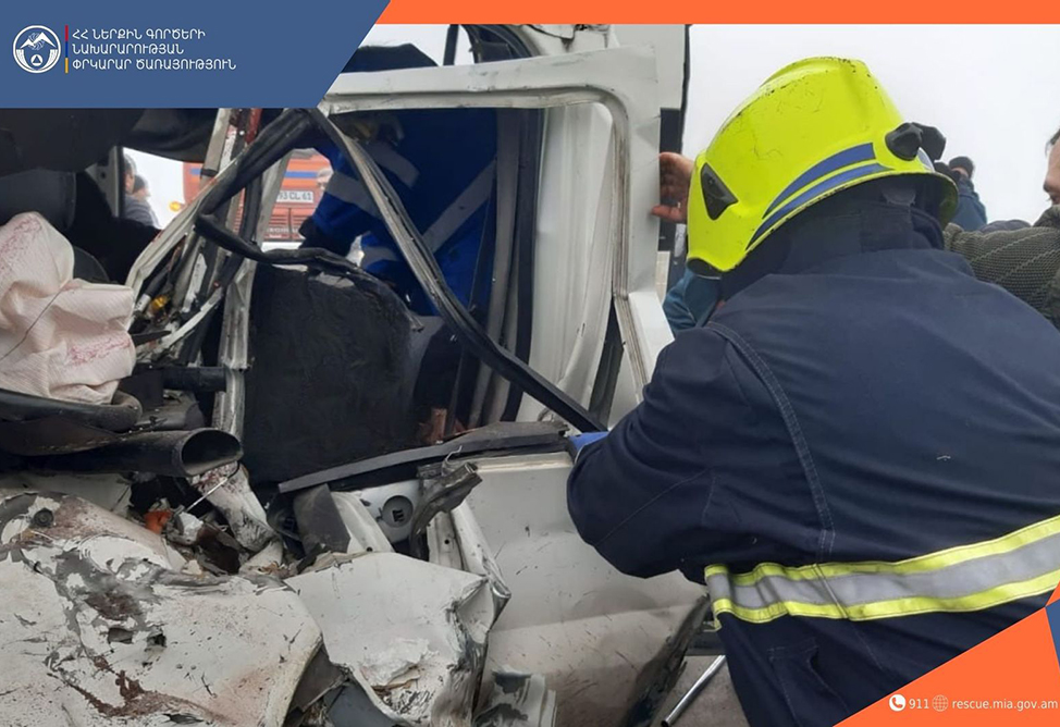 Երևան–Գյումրի ճանապարհին 15 մեքենա է բախվել․ կան վիրավորներ