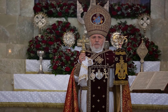 Армения празднует Пасху. «Мир преодолеет и это испытание» - Католикос (ФОТО)
