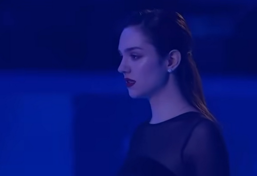 Евгения Медведева выступила под саундтрек Айко Акопяна к фильму "Землетрясение" (ВИДЕО) 