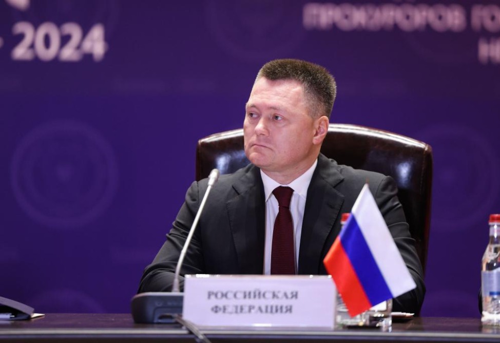 Փորձի փոխանակումը կնպաստի համատեղ ուժերով հանցավոր սպառնալիքների հակազդմանը. ՌԴ գլխավոր դատախազը` Երևանում կայացած ԱՊՀ գլխավոր դատախազների խորհրդի նիստին Փորձի փոխանակումը կնպաստի համատեղ ուժերով հանցավոր սպառնալիքների հակազդմանը. ՌԴ գլխավոր դատախազը` Երևանում կայացած ԱՊՀ գլխավոր դատախազների խորհրդի նիստին