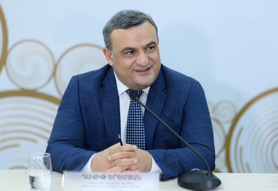 Давид Еремян