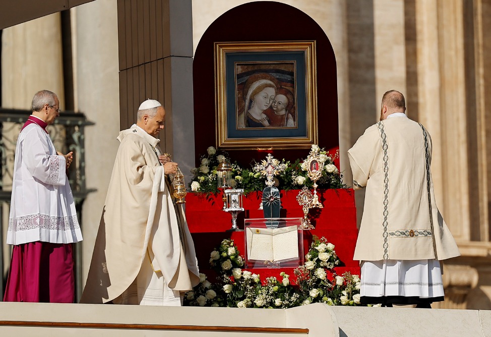 За архиепископа Игнатия Малояна во время церемонии канонизации в Ватикане помолились по-армянски