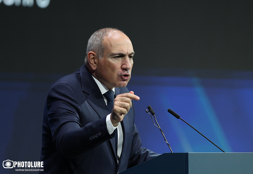 Пашинян: нужно понять, что Армения уже живет в условиях Четвертой республики