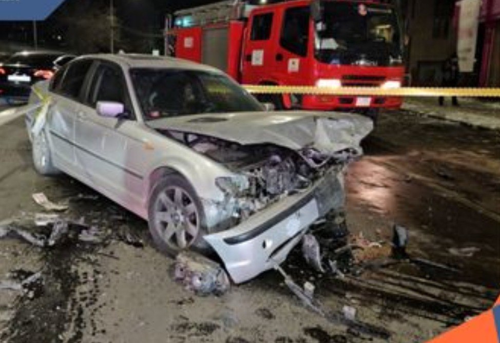 Крупное ДТП в Ереване: два человека пострадали Крупное ДТП в Ереване: два человека пострадали