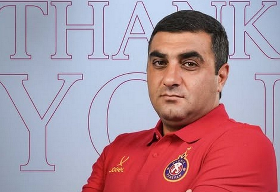 Ереванский ФК «Пюник» снова остался без главного тренера 