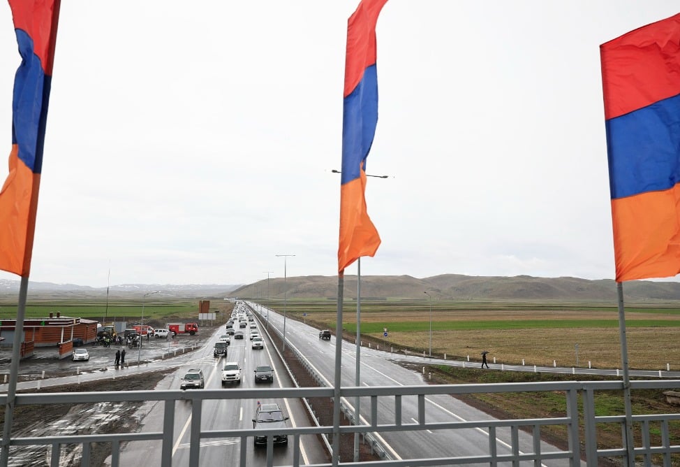 Բացվեց Հյուսիս-հարավ ճանապարհի Աշտարակից դեպի Գյումրի հատվածը․ մայրուղի՝ տեխնիկական և ինժեներական լուծումներով (ՖՈՏՈ, ՎԻԴԵՈ)