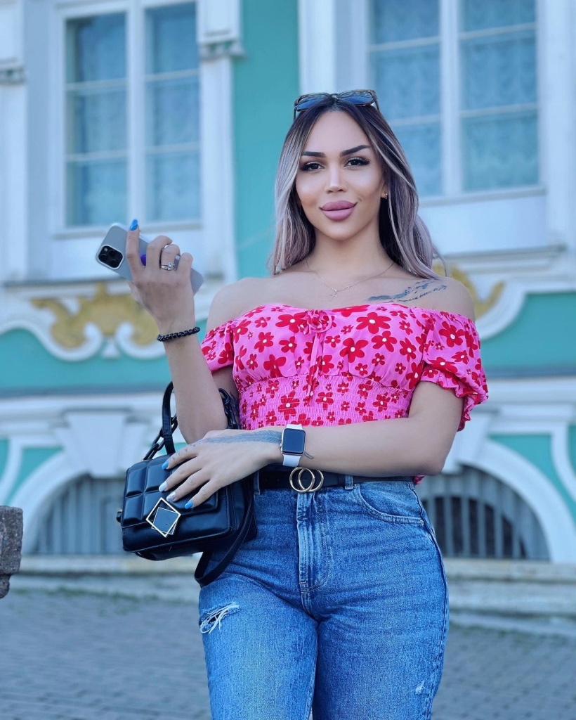 Дарья Михайловамен порно