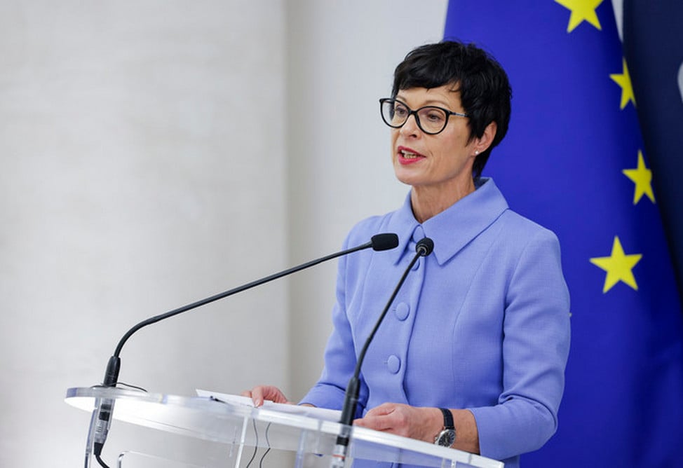 ЕС предоставит Армении более 200 млн. евро по "Программе устойчивости и роста" - еврокомиссар 