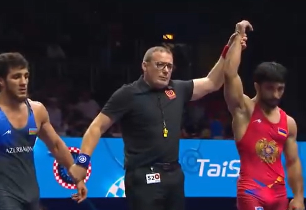 Сауыншылар мен емізетін аналардың порносы