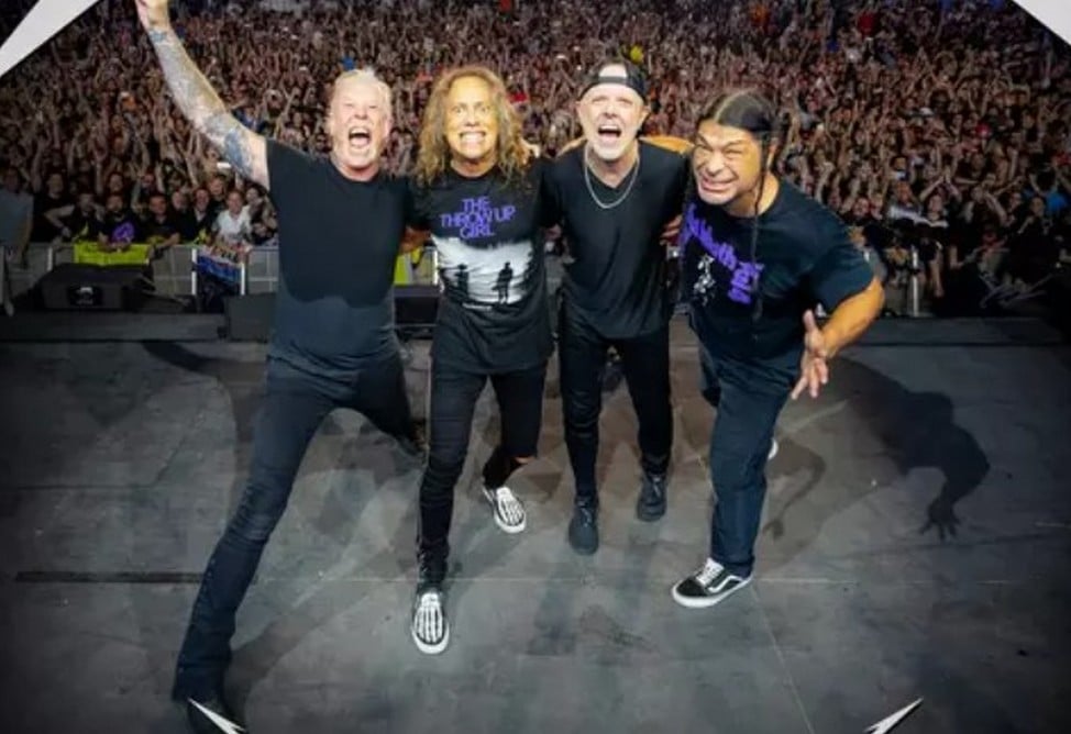 Концерт легендарной группы Metallica в Афинах вызвал "землетрясение" (ВИДЕО) 