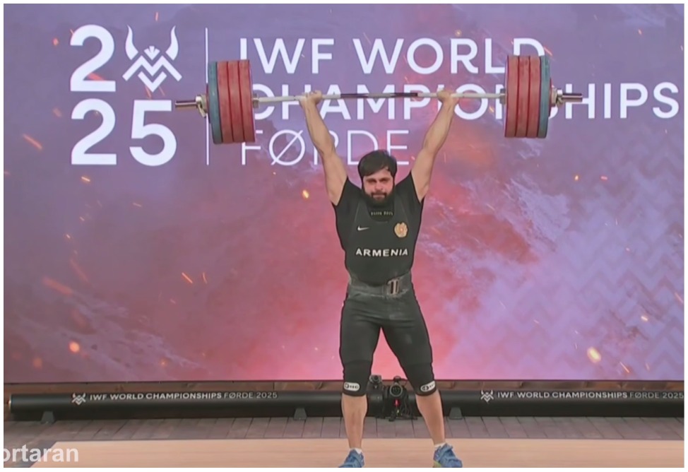 Գարիկ Կարապետյանը դարձավ ծանրամարտի Աշխարհի առաջնության պոկում վարժության բրոնզե մեդալակիր (ՎԻԴԵՈ)