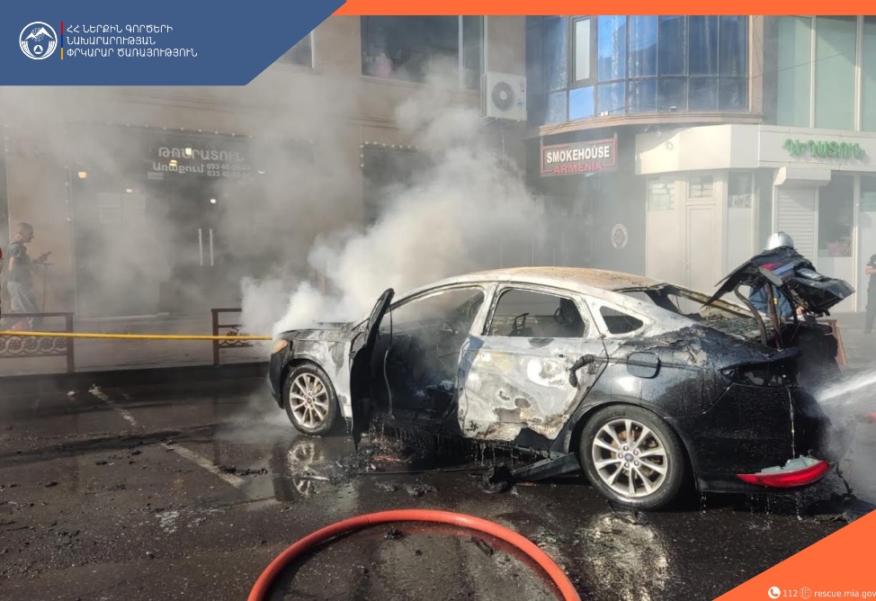 Երևանում մեքենա է այրվել․ կա տուժած