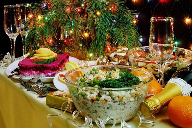 новогодний стол оливье, новый год