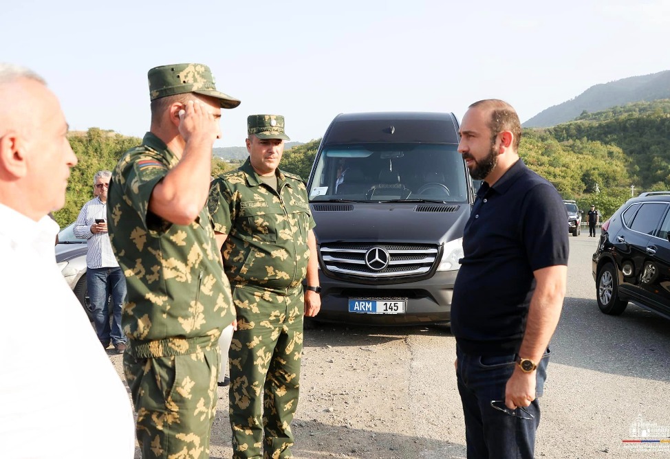 ԱԳՆ ղեկավար կազմն այցելել է Հայաստանի և Ադրբեջանի միջպետական սահման 