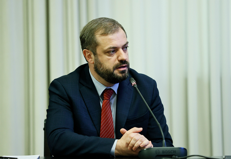Министр экономики Армении посетит Россию Министр экономики Армении посетит Россию